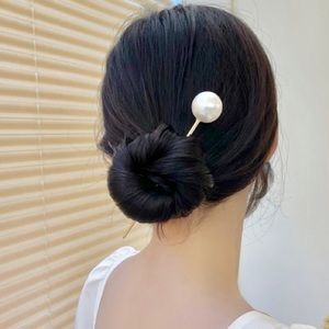 ❣️$25/3❣️ Classy Big Faux Pearl Hair Pin